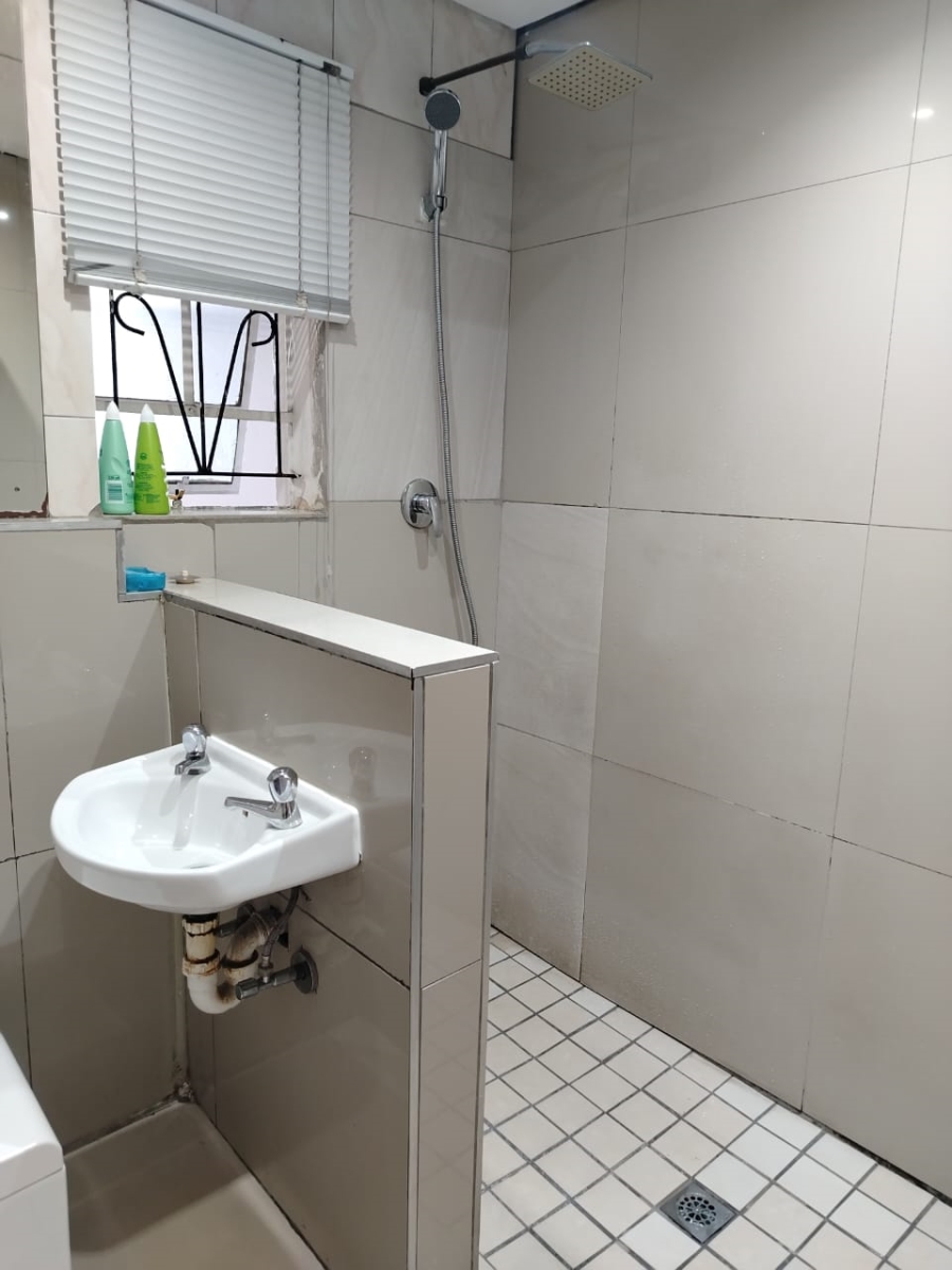 4 Bedroom Property for Sale in Mitchells Plain Central Western Cape